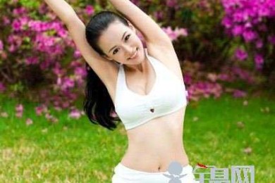 瑜伽养生：伸展瑜伽减肥操缓解春困