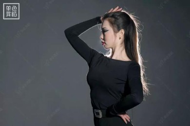 拉丁舞里的这几个基本动作，你为何总是做错？