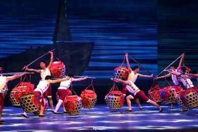 音舞诗画剧《天赐泸州》正式在四川上演