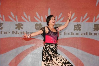 著名舞蹈家陈爱莲：不让我跳舞就是等死