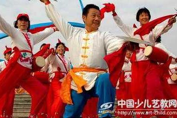 傣族象脚鼓舞 最凸显男人魅力的舞蹈