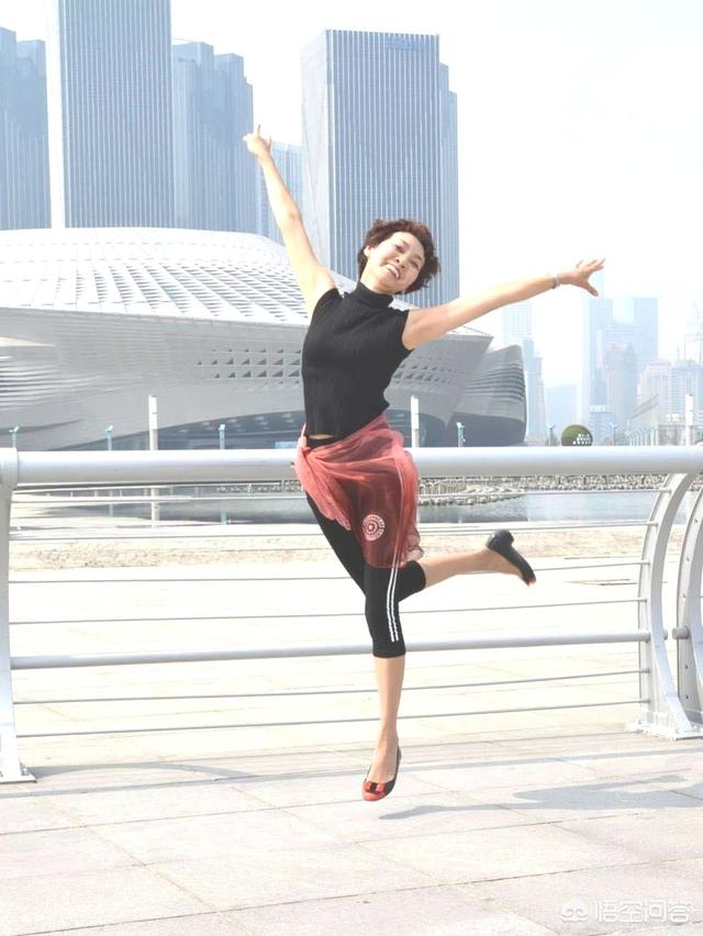 想知道大家，为什么会学芭蕾？