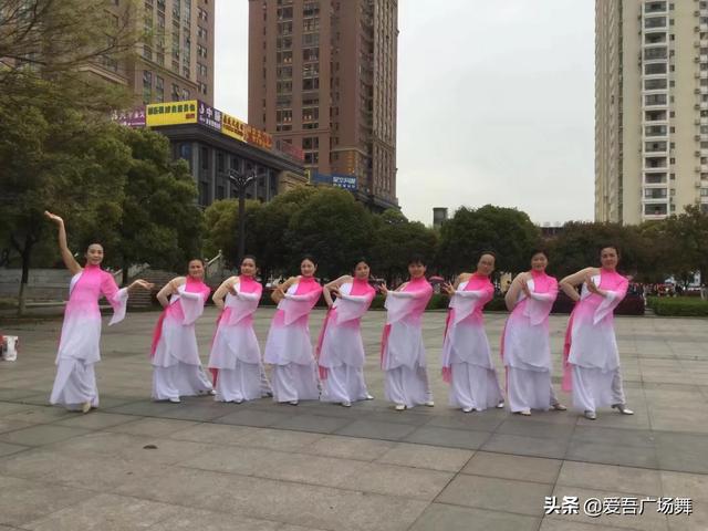 如何下载广场舞视频？