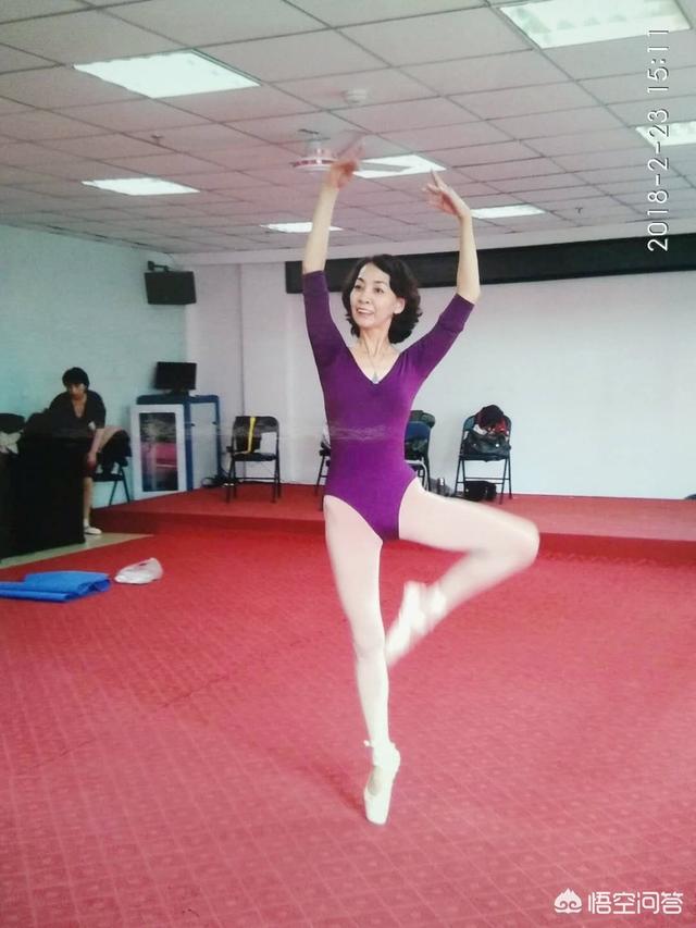 想知道大家，为什么会学芭蕾？