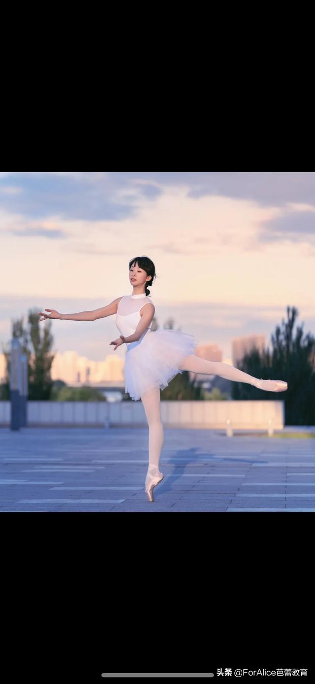 小孩子学芭蕾好吗？